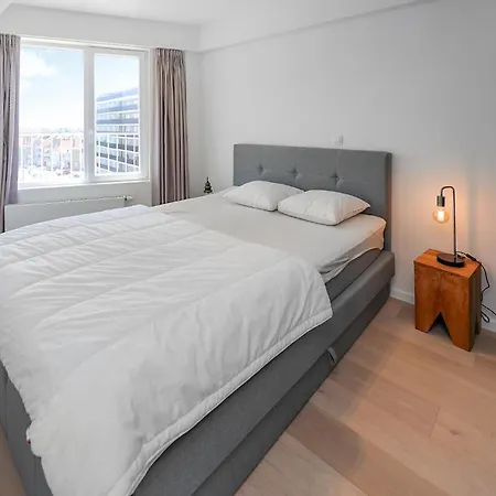 2 Bedroom Gorgeous In Oostende