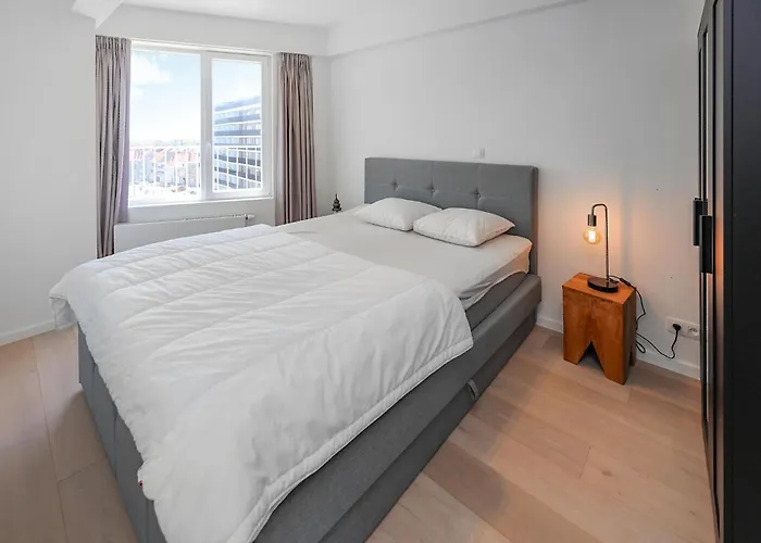 2 Bedroom Gorgeous In オステンド