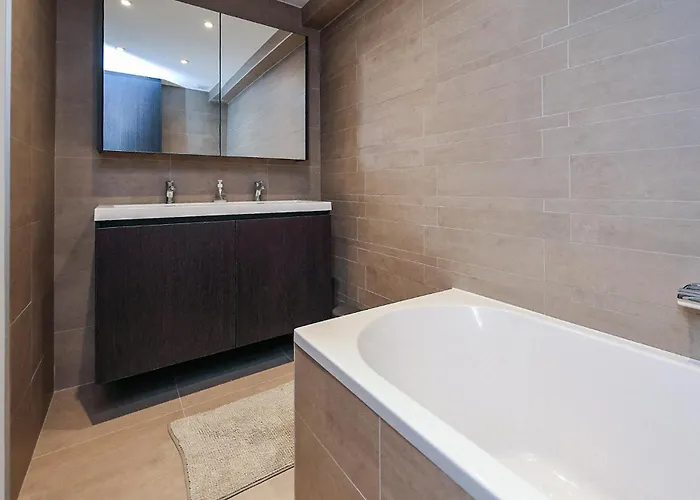 2 Bedroom Gorgeous In アパート *